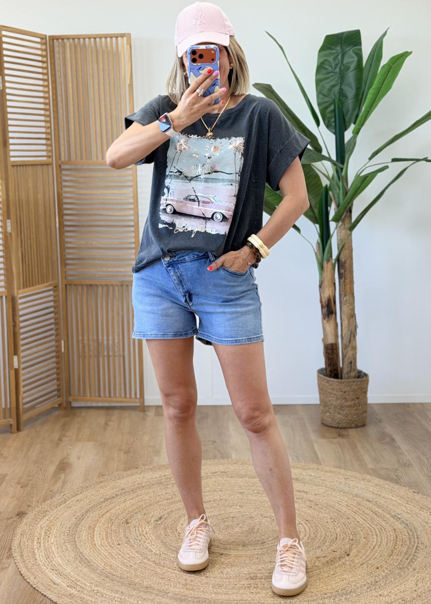 Tee shirt life is a style