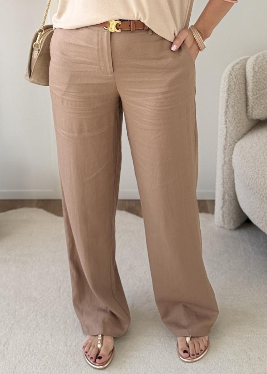 Ensemble Charlize camel