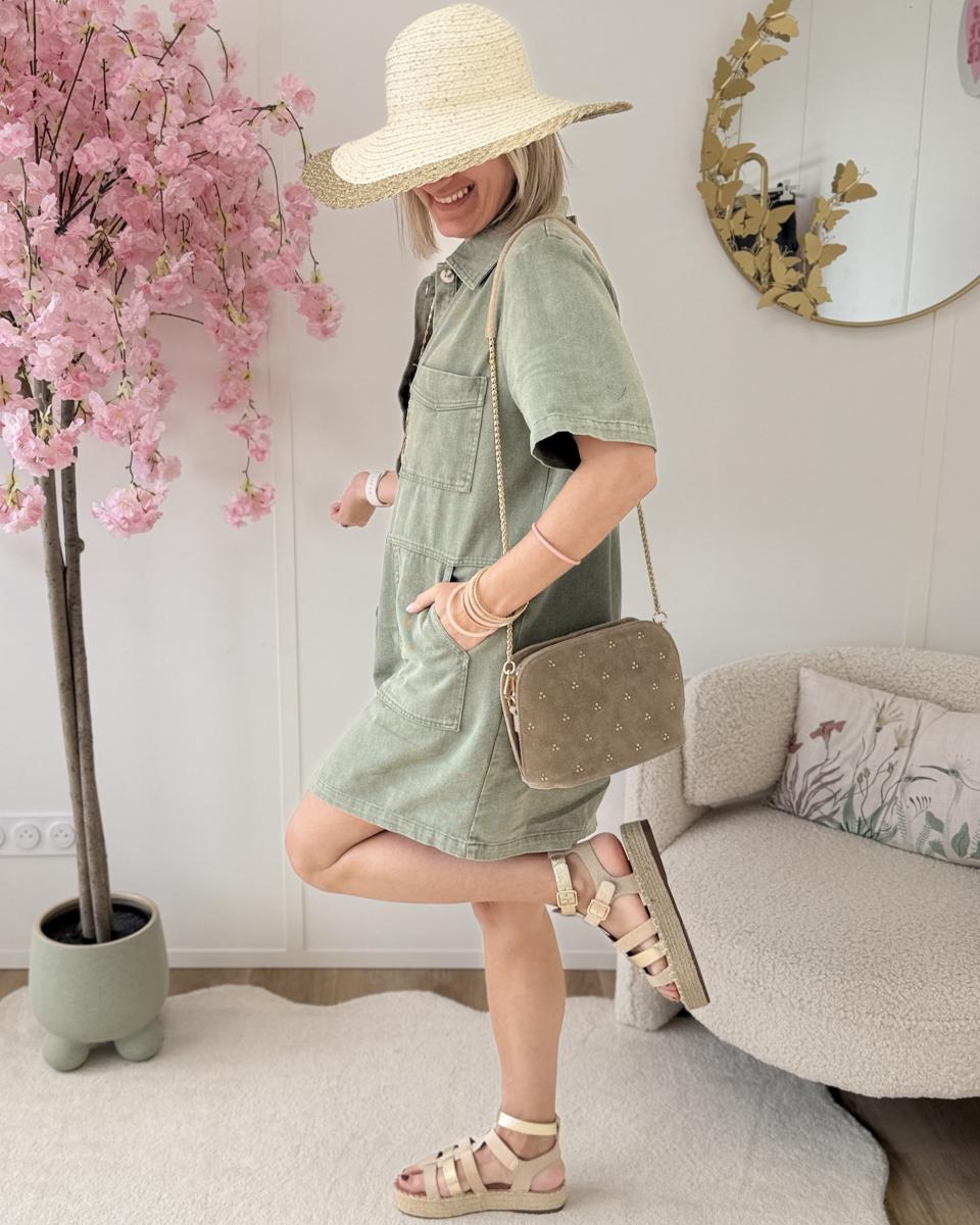 Robe Eva kaki