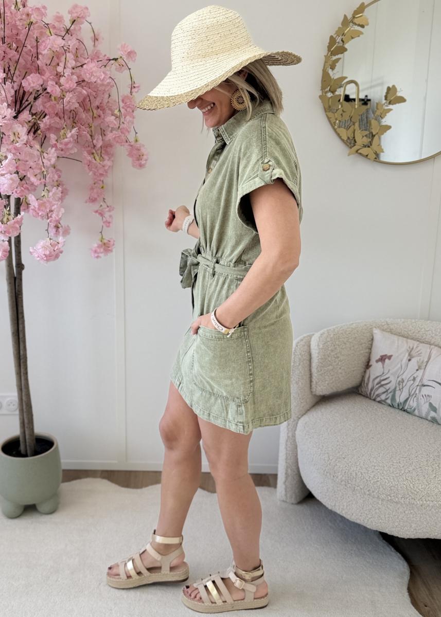 Robe Isaac kaki