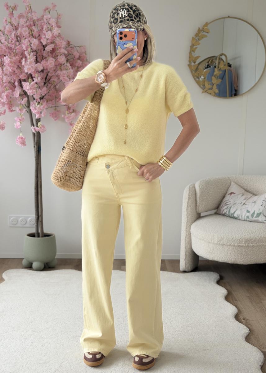 Jean wide leg jaune (taille grand)