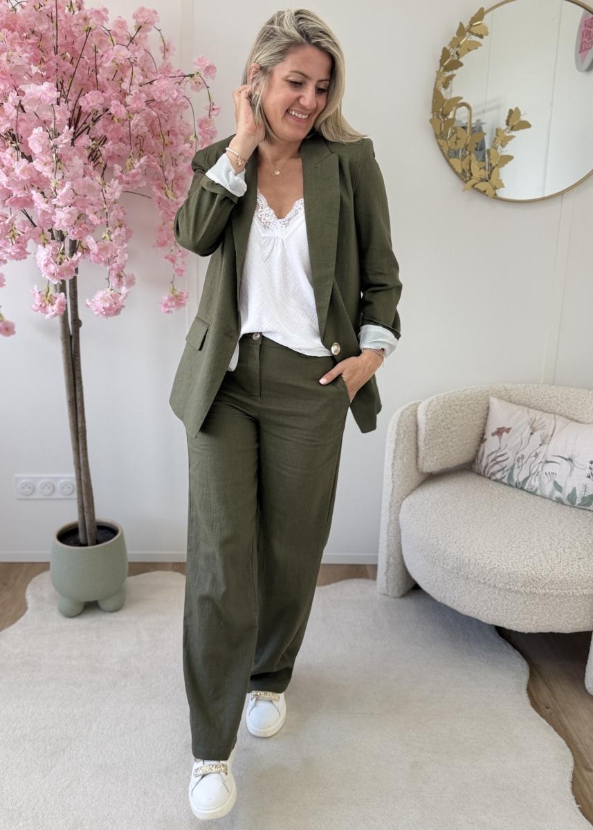 Ensemble Charlize kaki