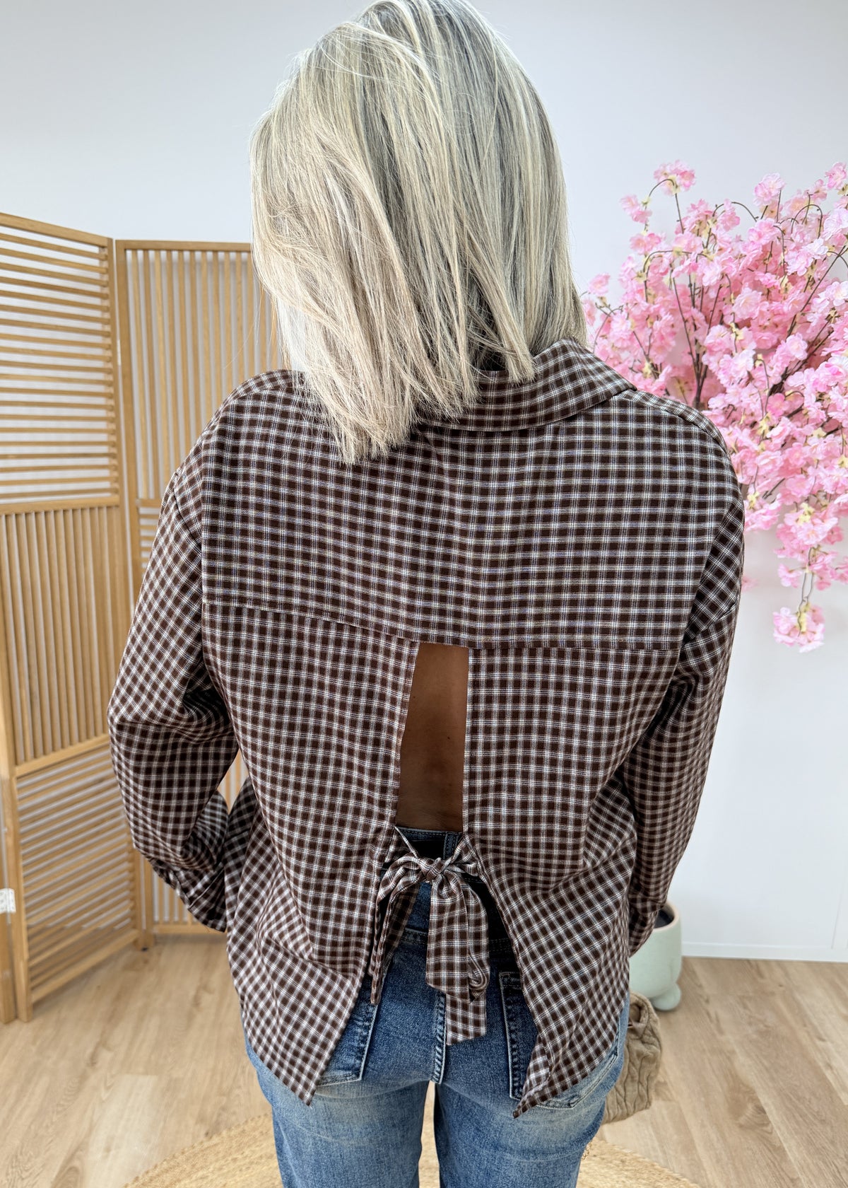 Chemise à carreaux marron