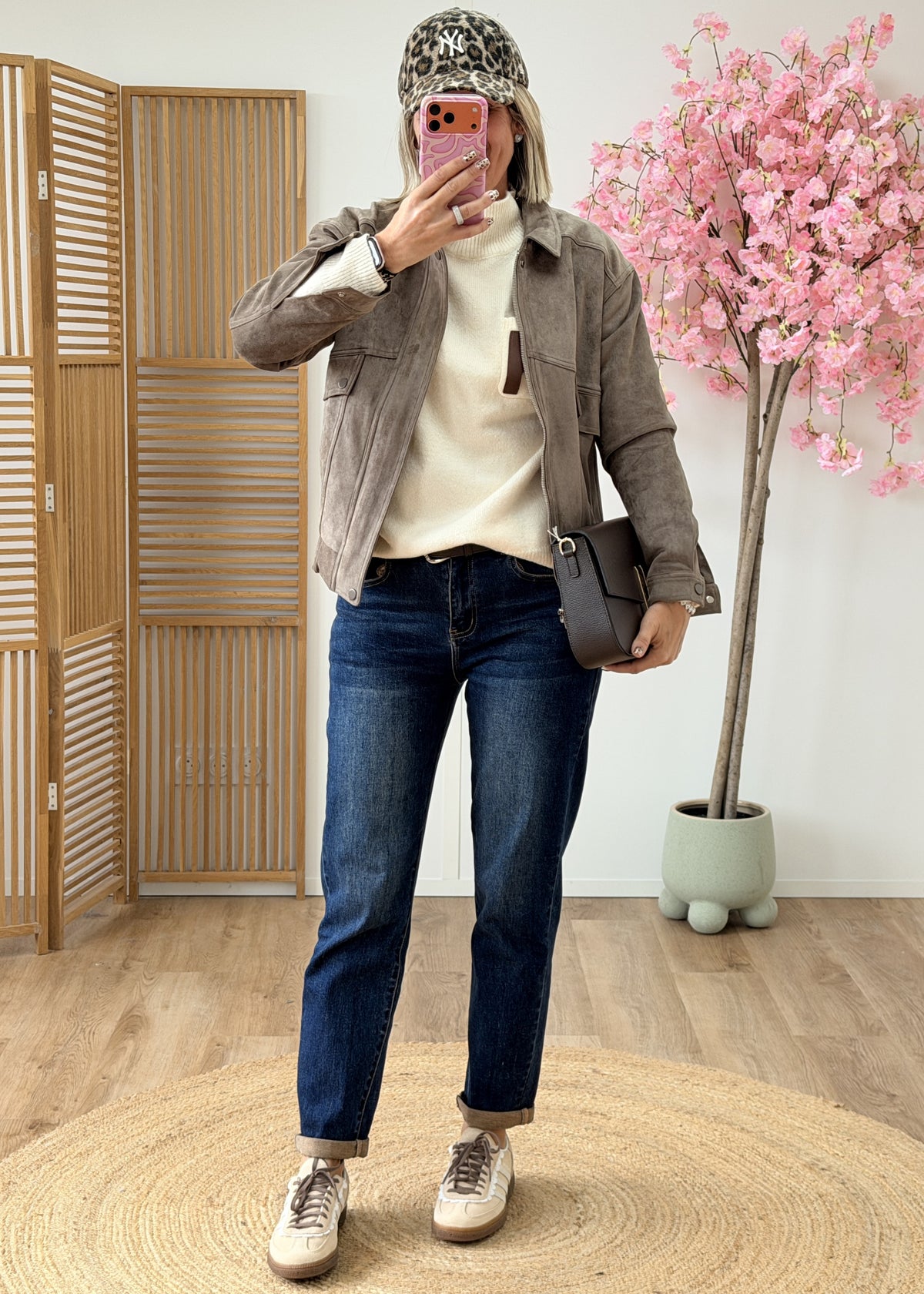 #couleur_taupe