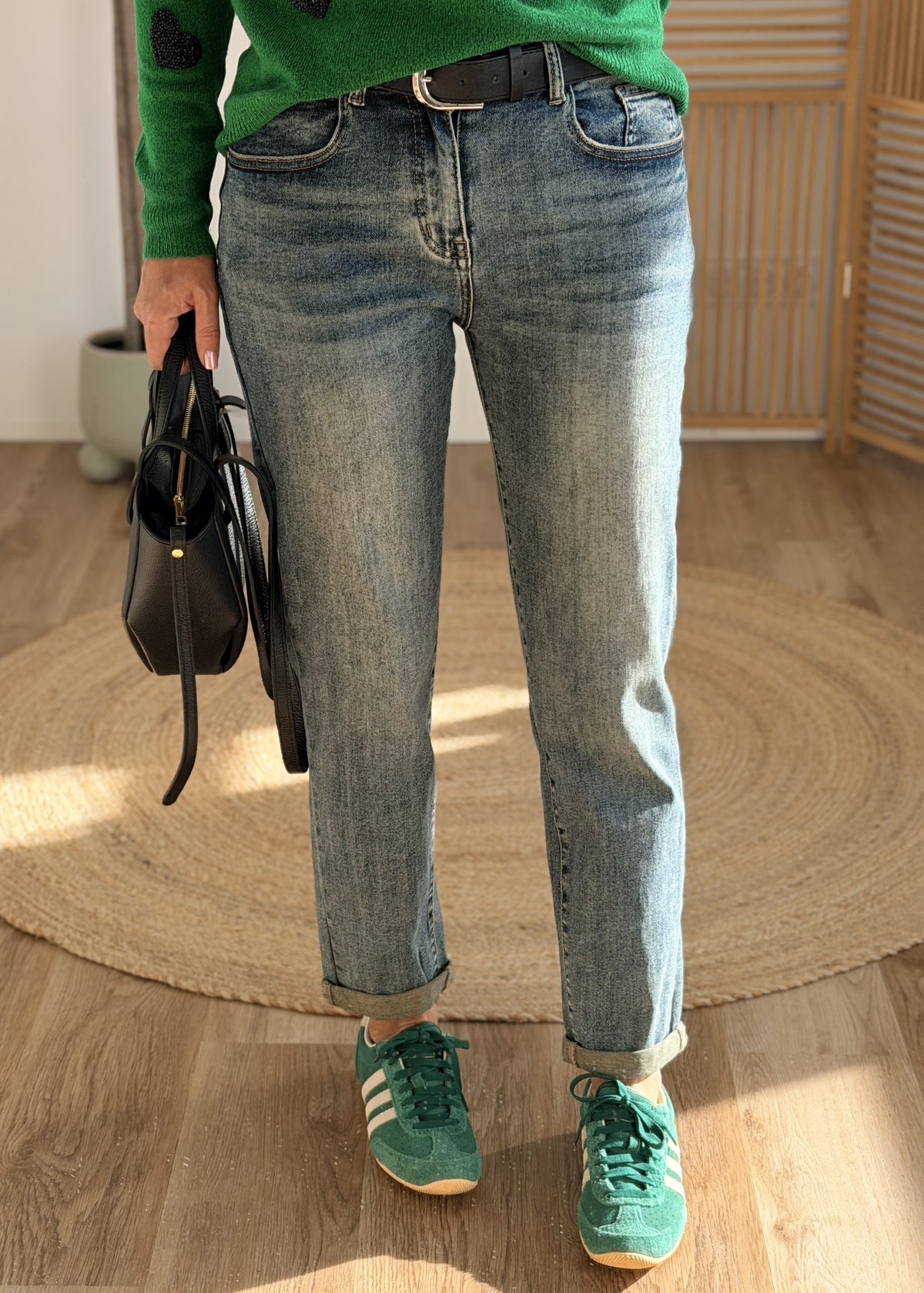 Jean mom ceinturé taille haute