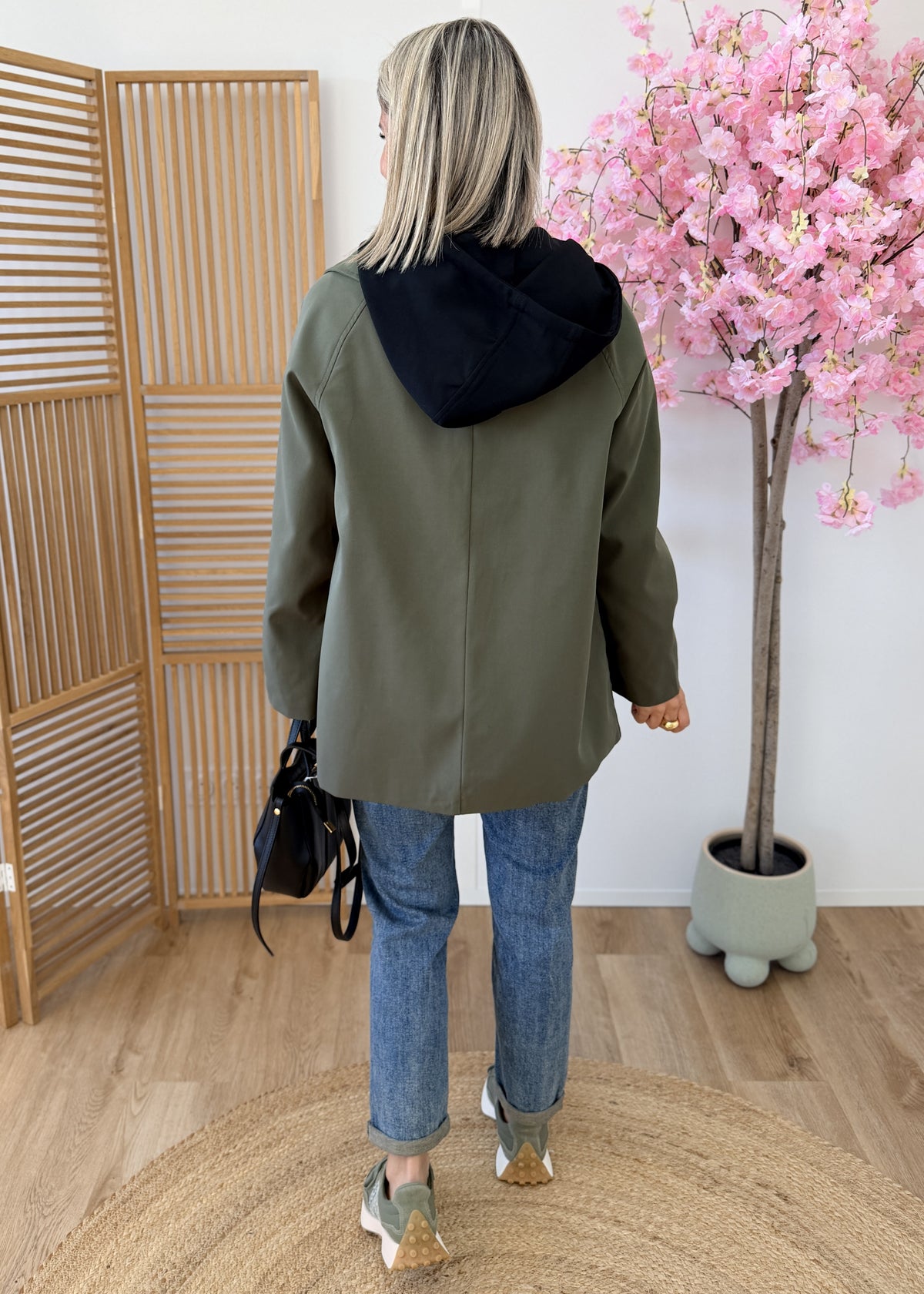 #couleur_kaki