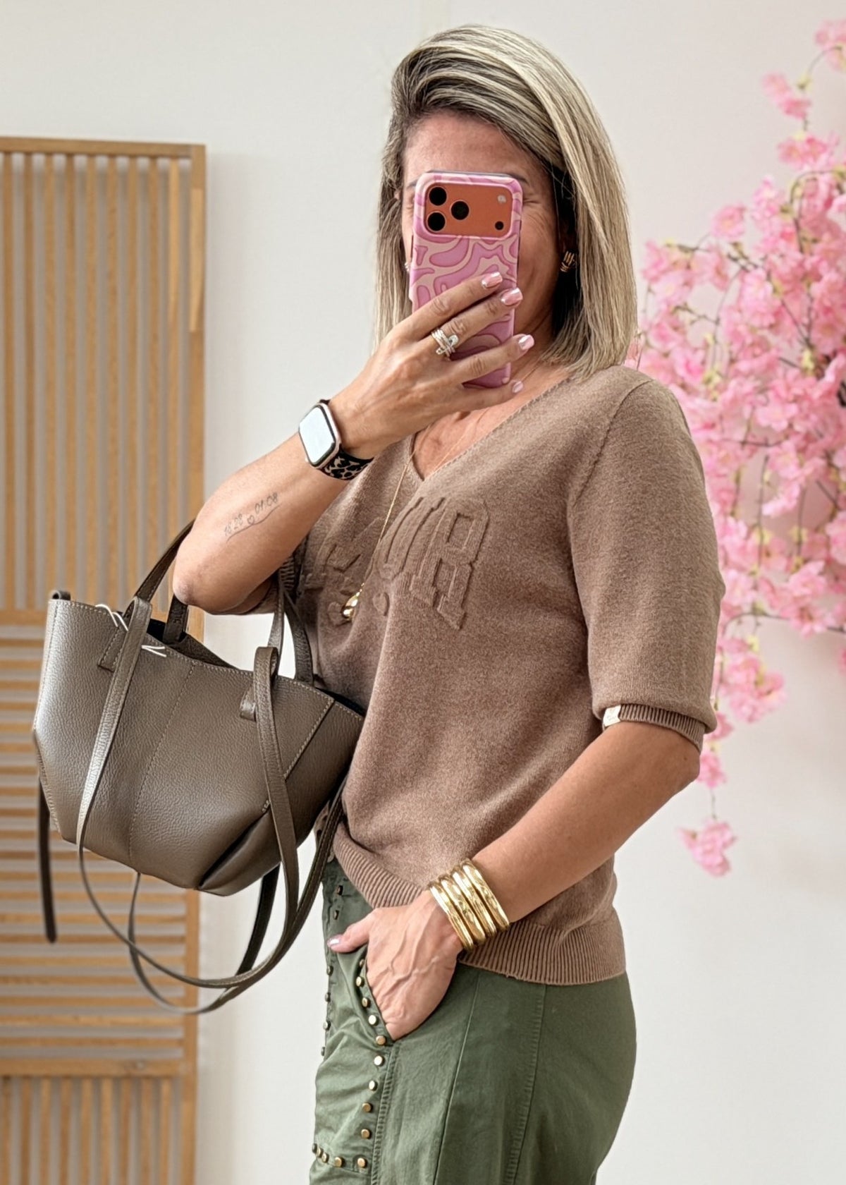 Pull Amour en relief