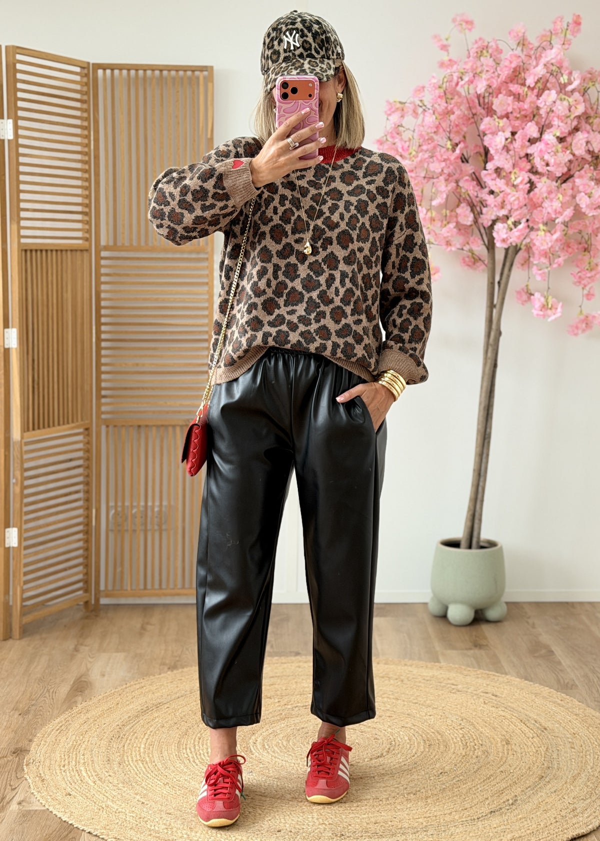 Pull léopard cœur rouge