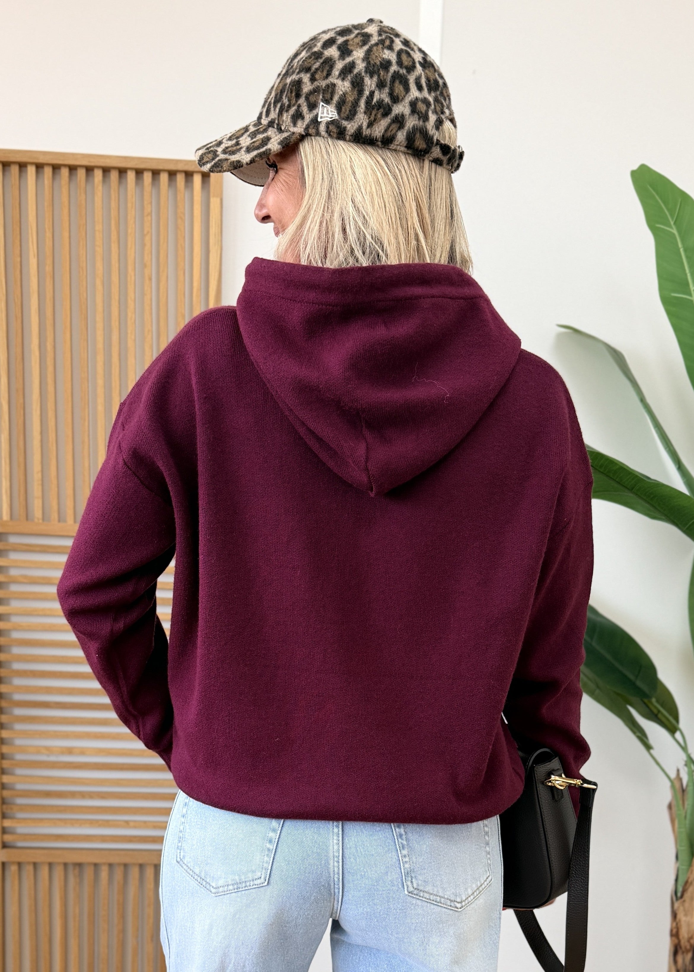 Sweat Capuche – Lien & Intérieur Léopard