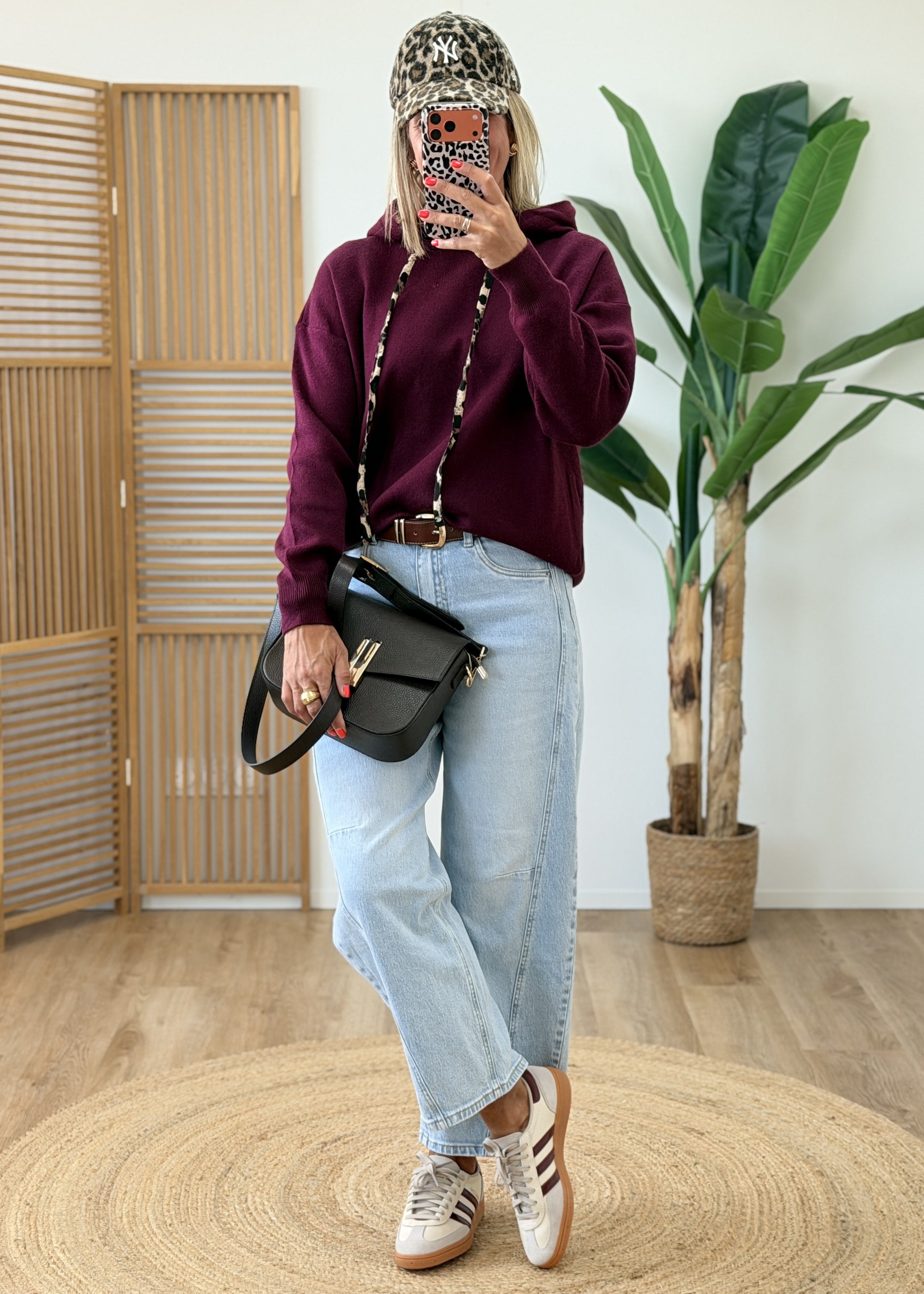 Sweat Capuche – Lien & Intérieur Léopard