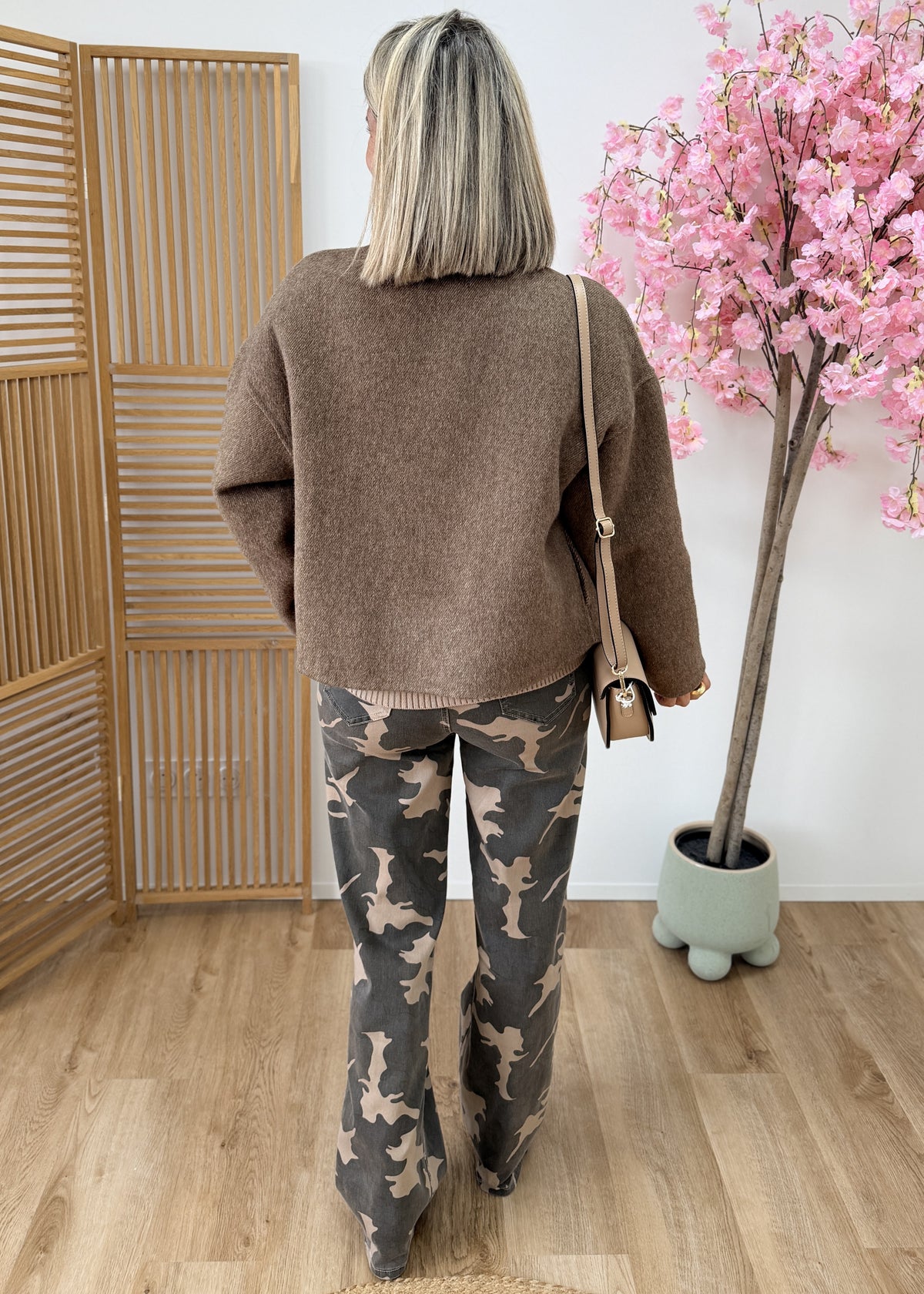 Manteau asymétrique en lainage taupe