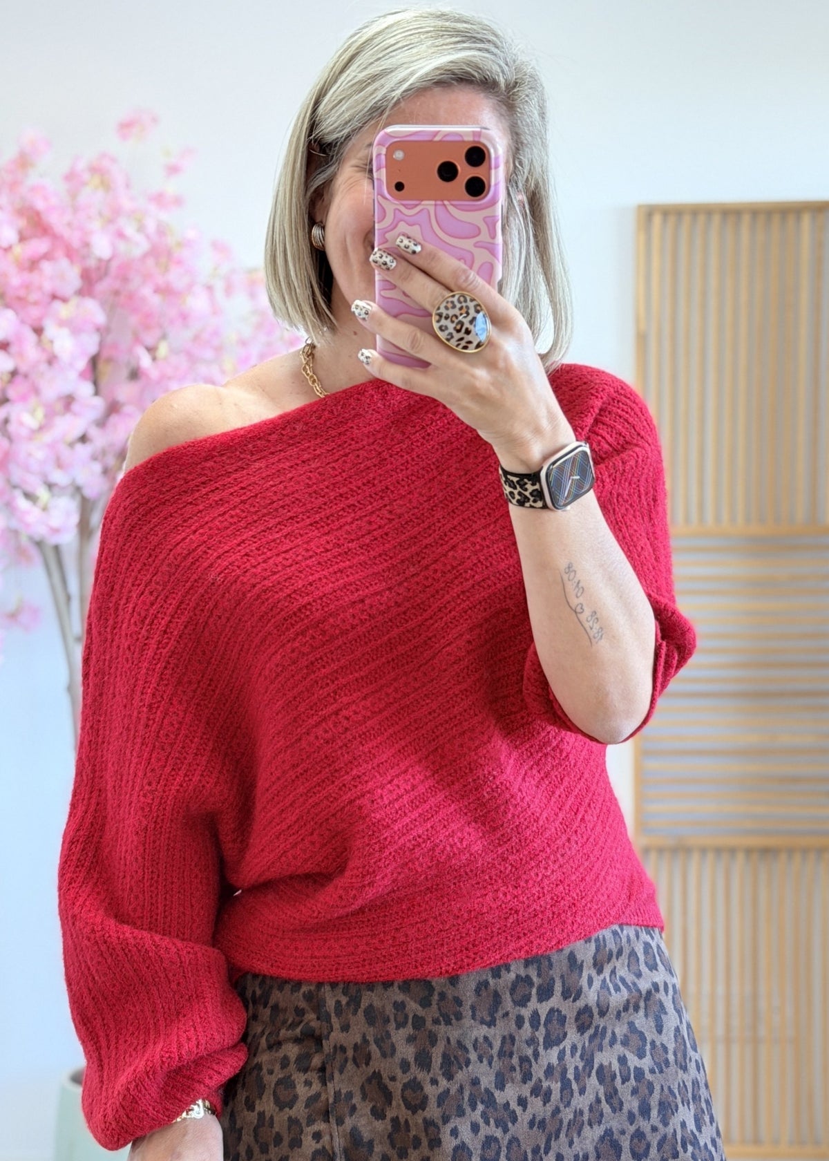Pull grosse maille à épaule dénudée - Rouge