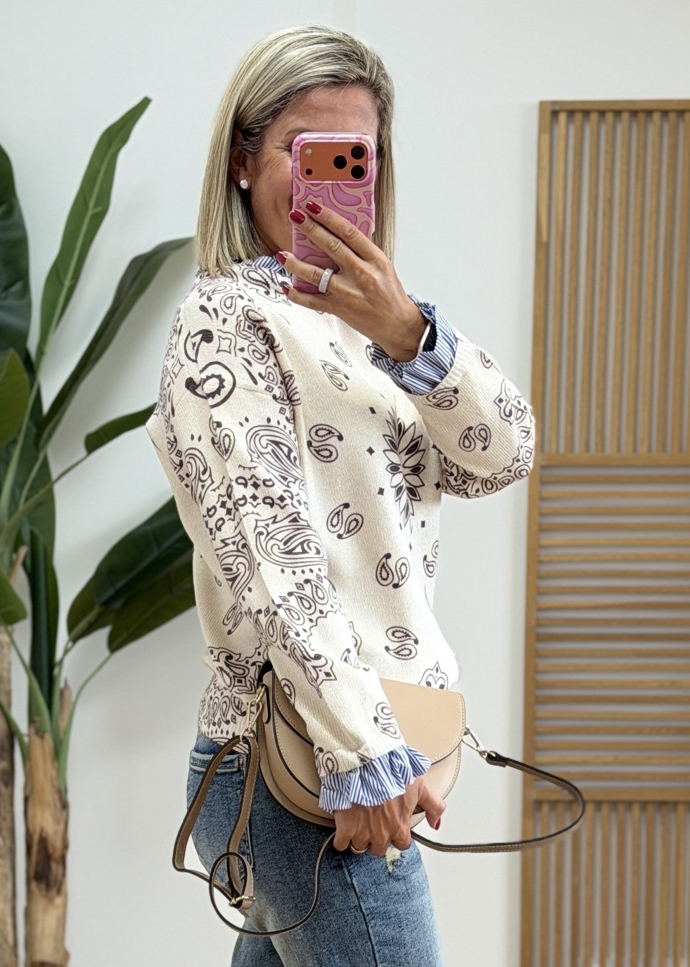 Pull Irisé Col et Bout des Manches Chemise
