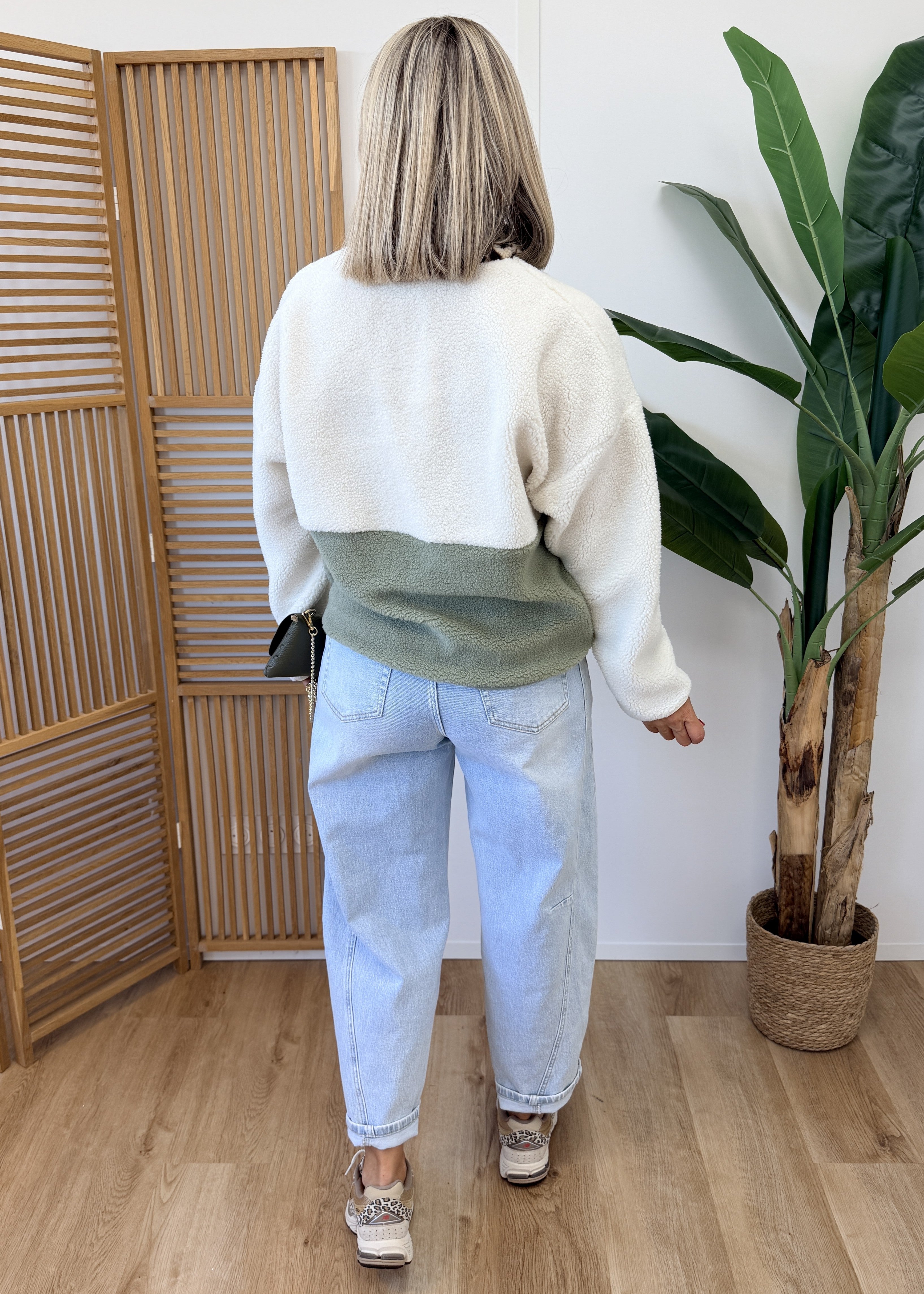 #couleur_kaki