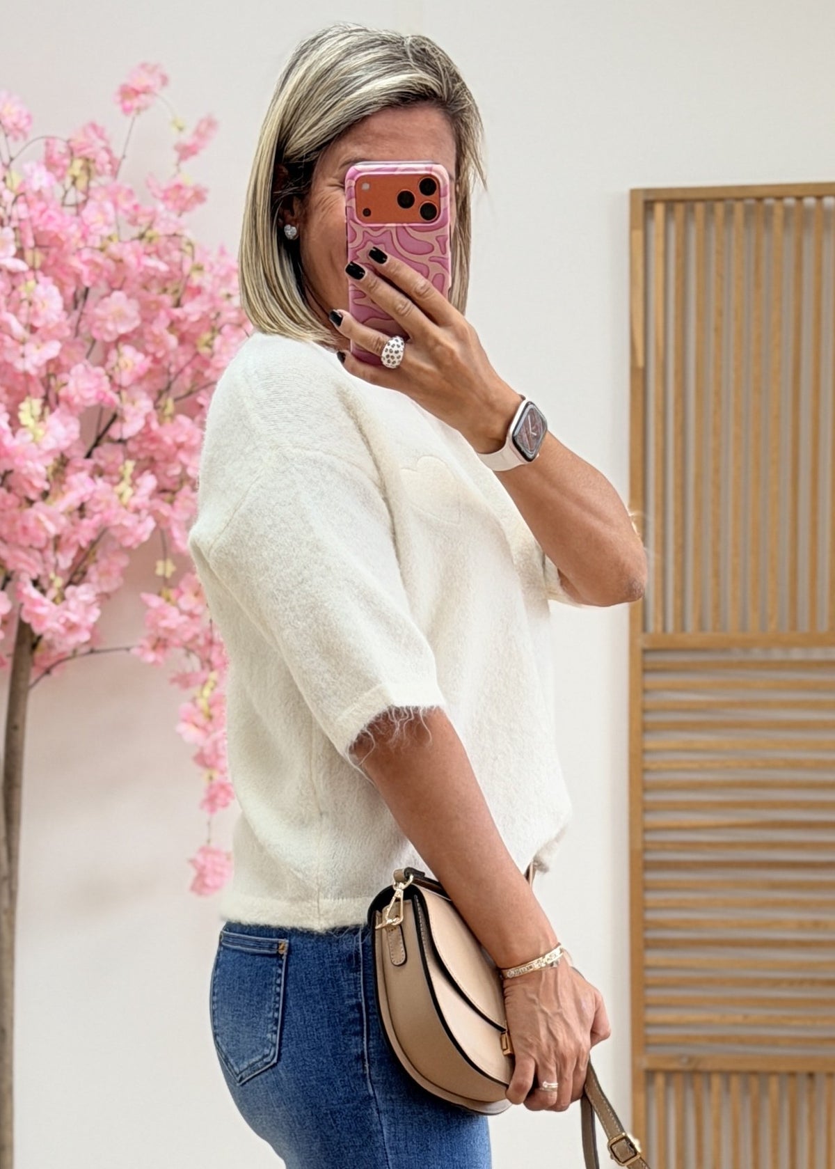 Pull en maille cœur brodé