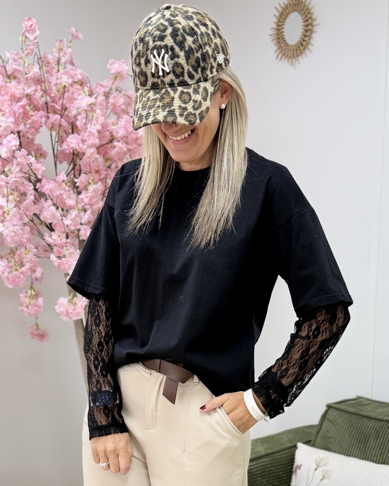 Tee shirt dentelle noir