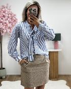 Chemise à lavallière 