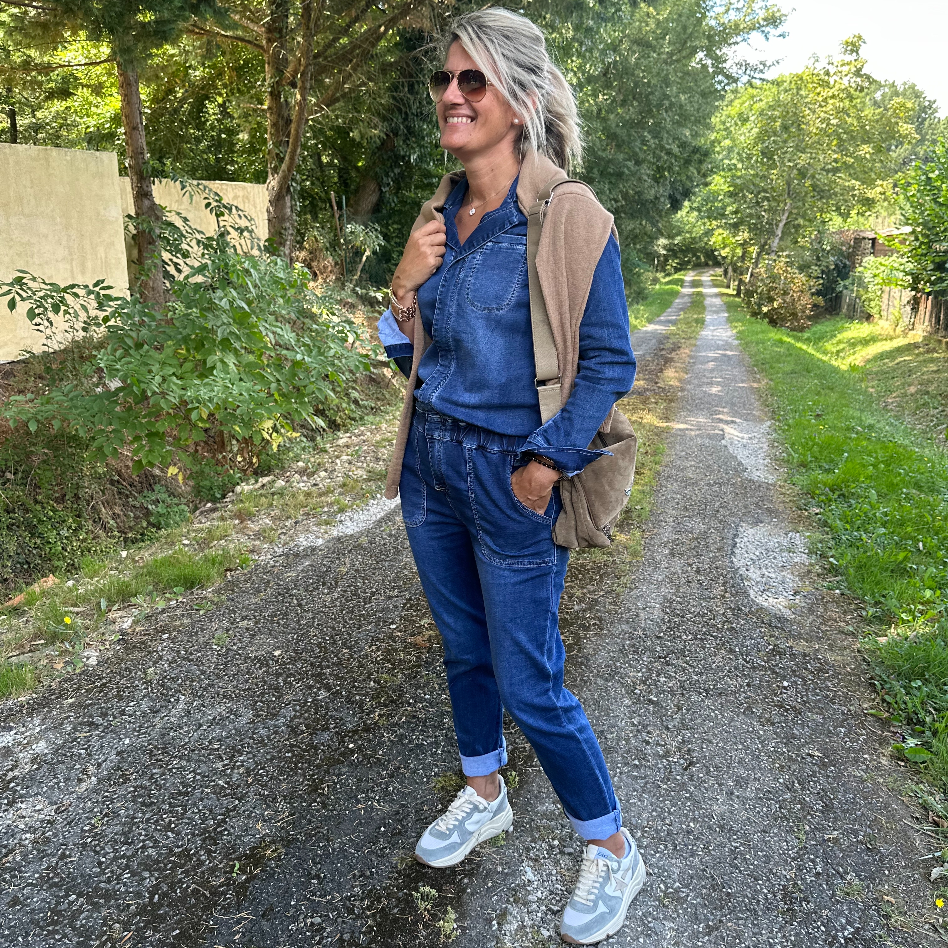 Combi en jean  (taille grand)