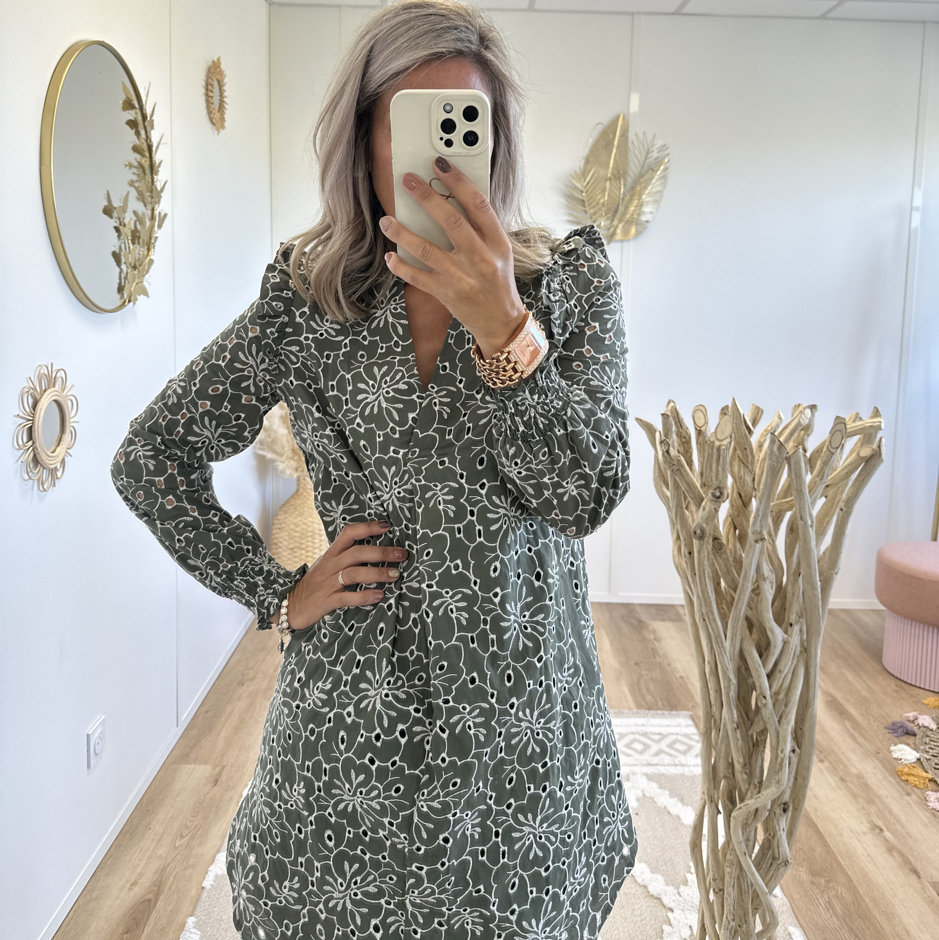 Robe Janice kaki