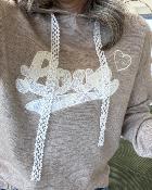 Pull à capuche love