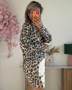 Robe Leonie
