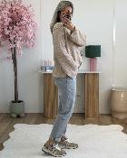 Pull avec foulard camel