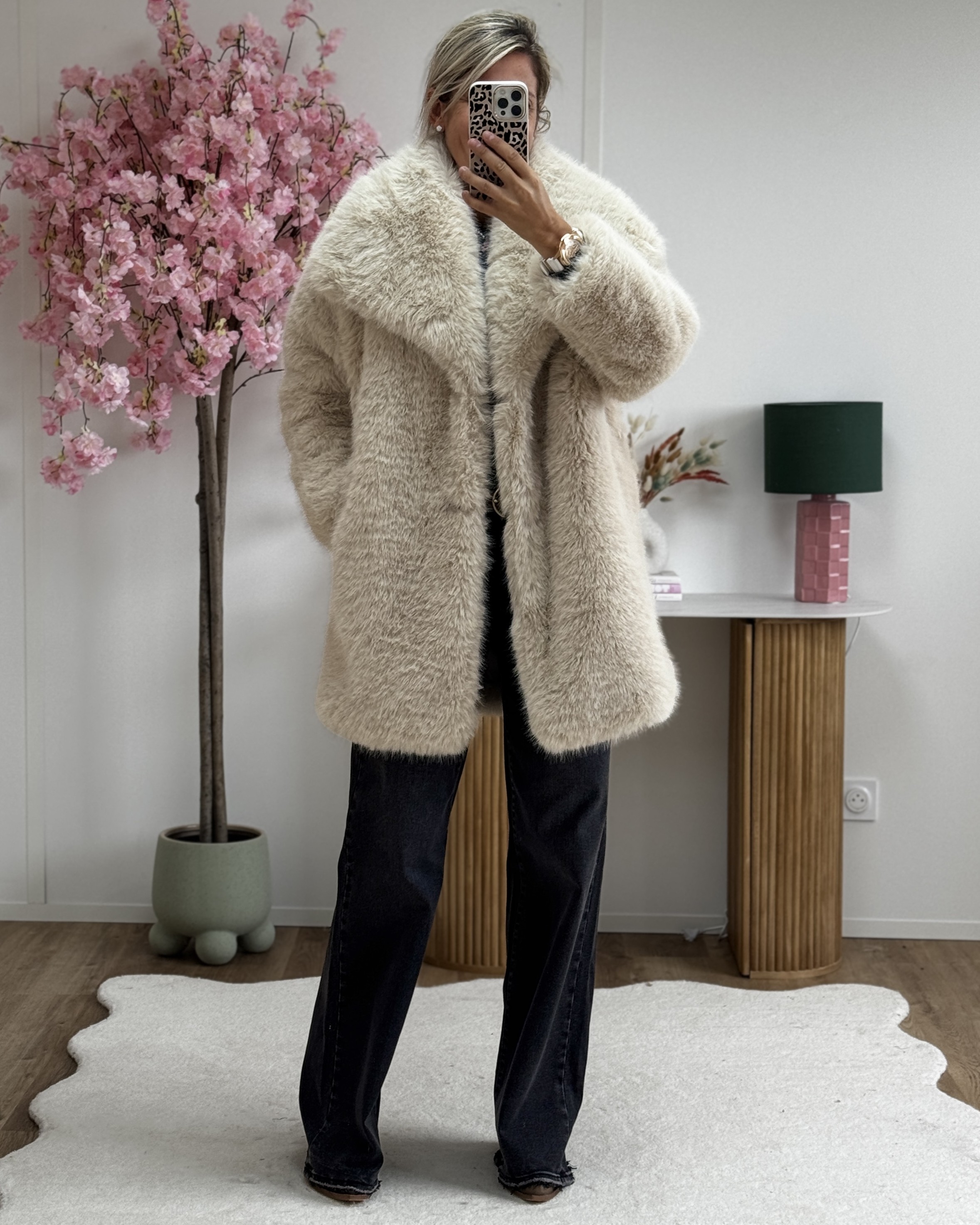 Manteau fausse fourrure