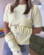 Pull avec mitaines jaune