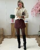 Jupe short ceinturée bordeaux