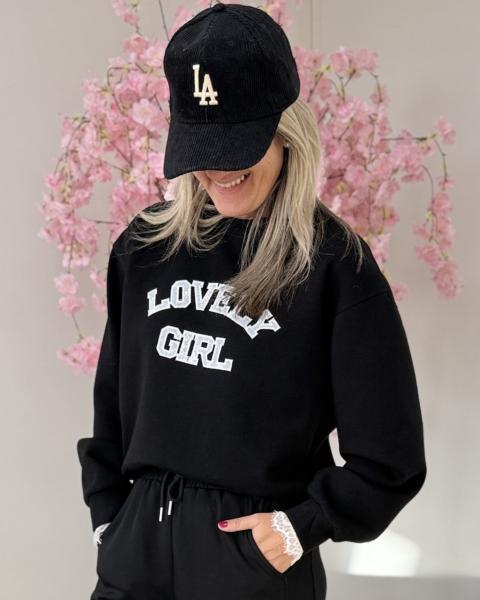 Sweat lovely girl noir