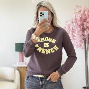 Sweat Amour is french marron