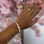 Bracelet home