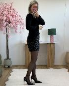 Short sequins noir