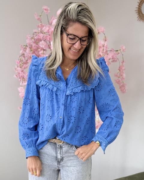 Chemise broderie anglaise bleue