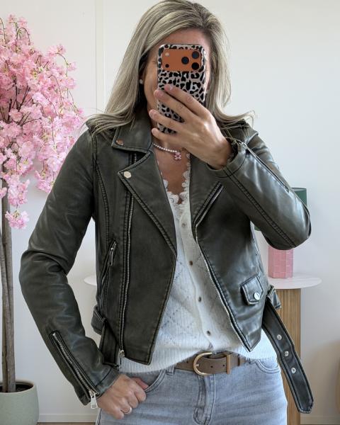 Perfecto kaki delavé