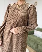 Robe velours avec strass