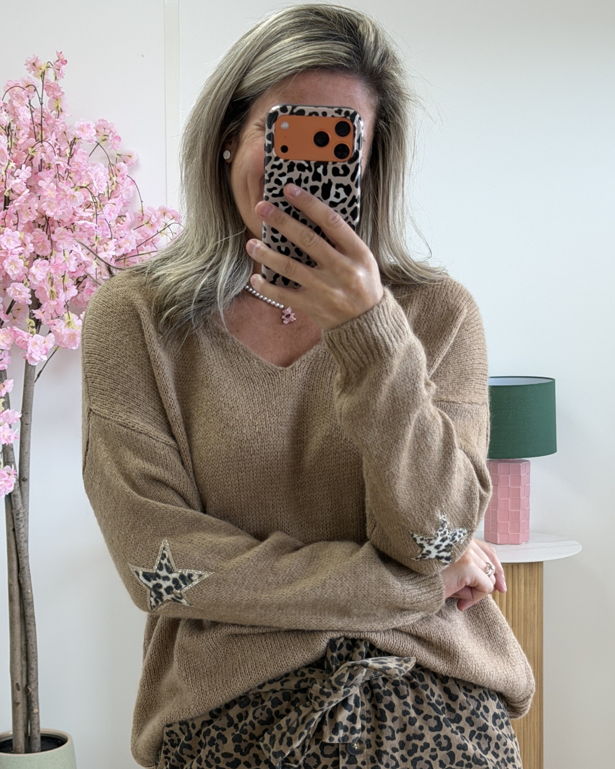 Pull Judith camel