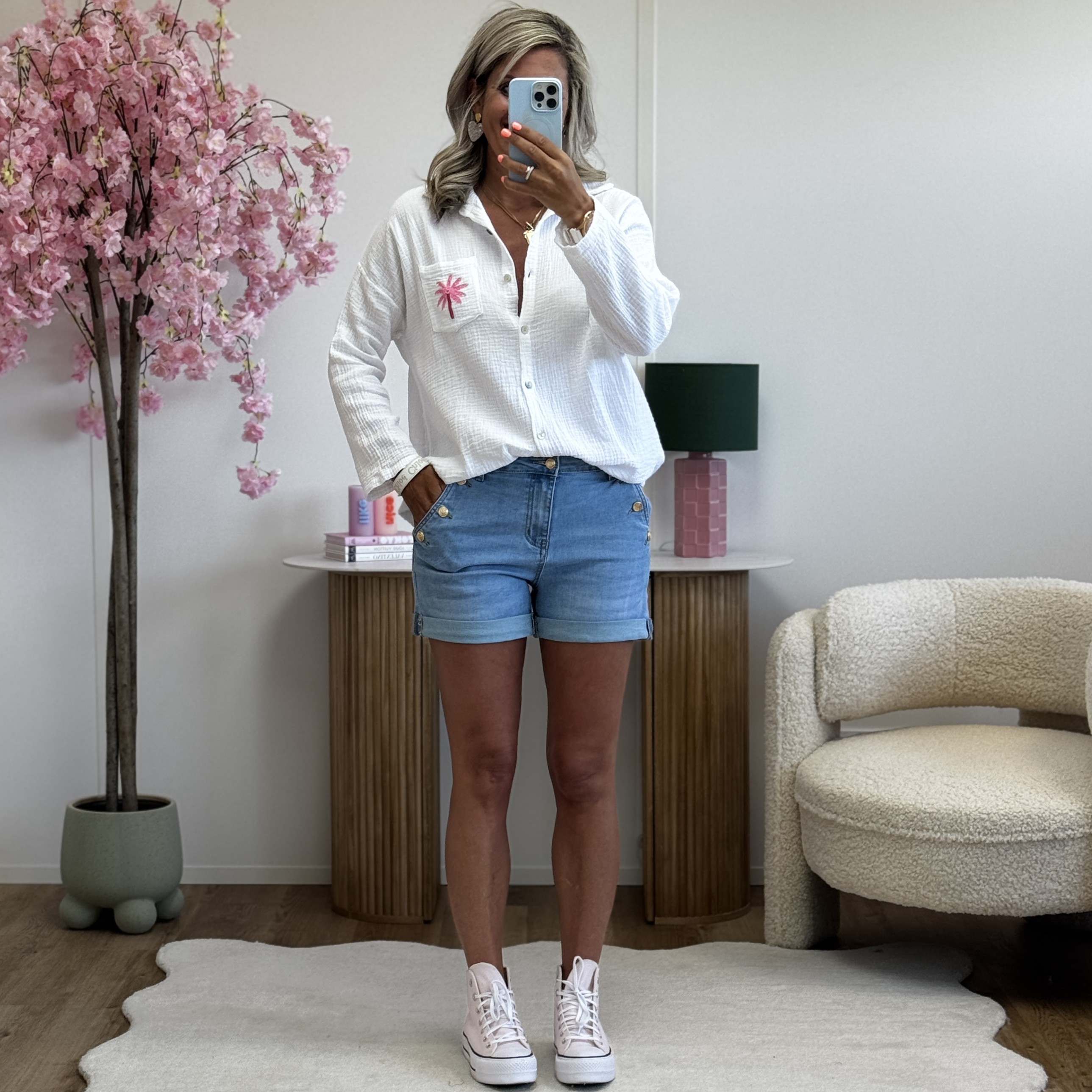 Short Anastasia bleu