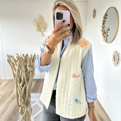 Veste sans manches satinée
