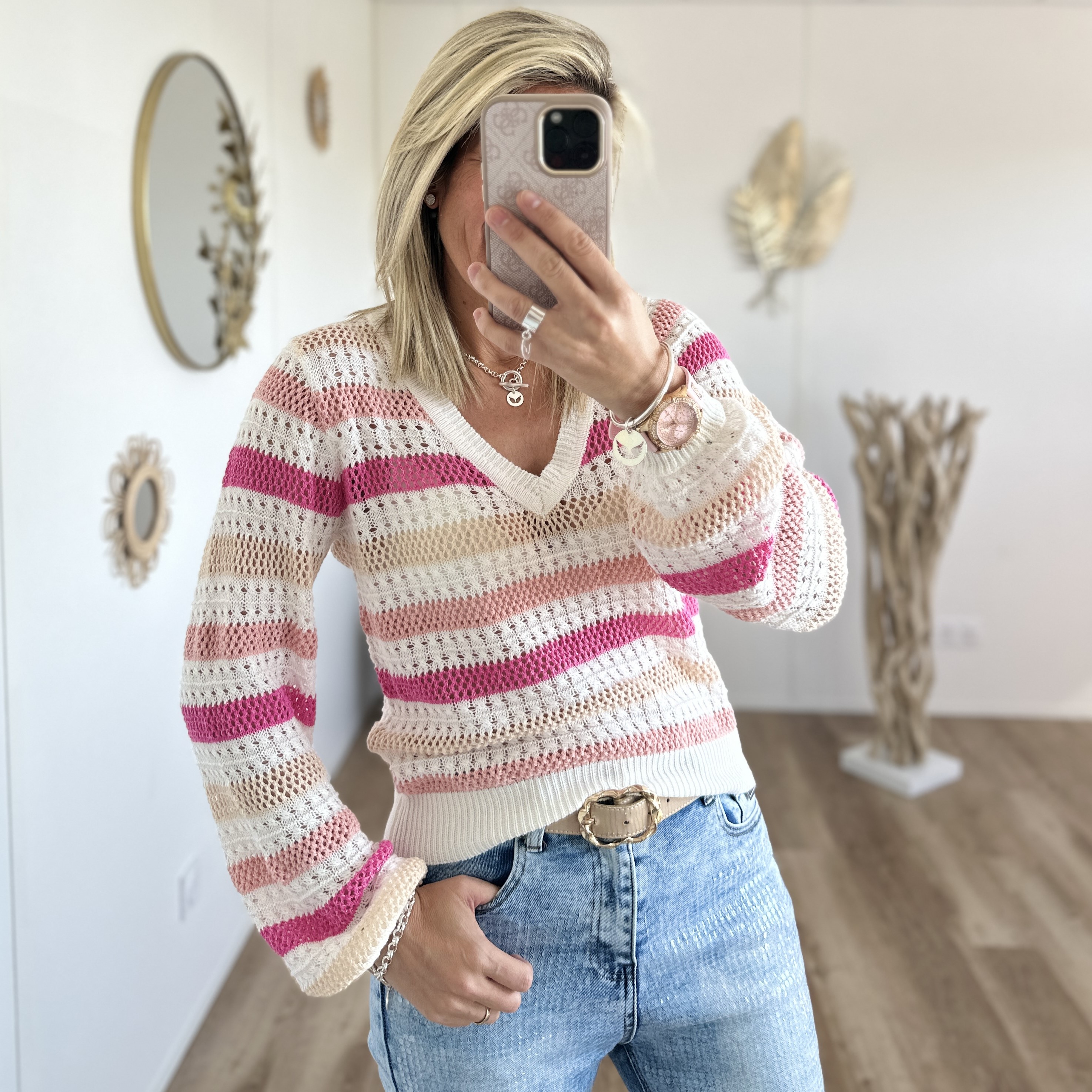 Pull maille ajourée rose
