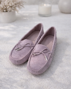 Mocassins lilas (chaussent petit)