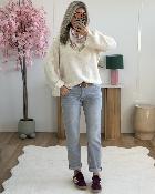 Pull avec foulard ecru