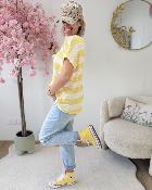 Pull en maille avec collier jaune