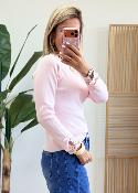 Pull Ashley rose