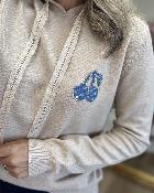 Pull à capuche cerises