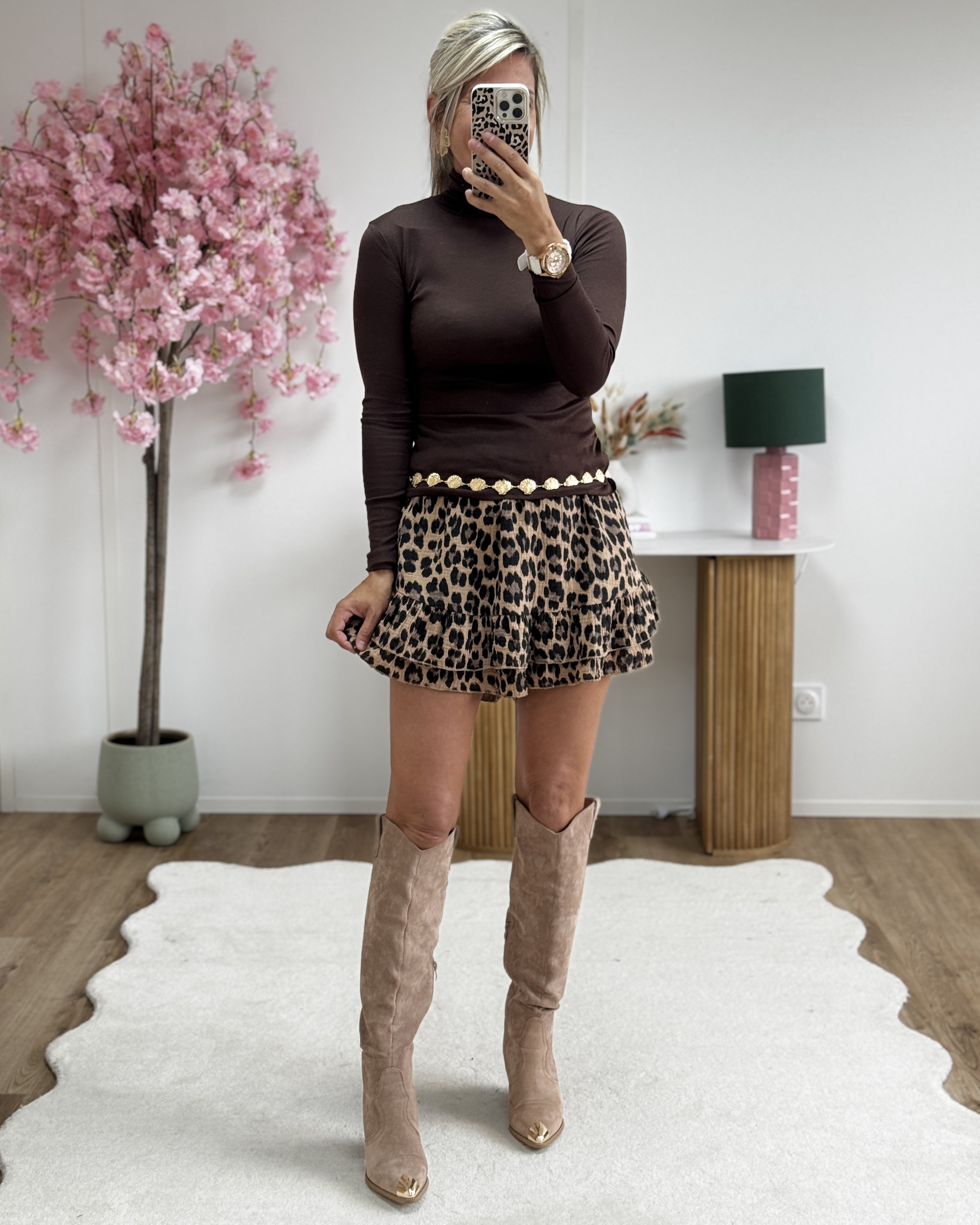Jupe short Adi