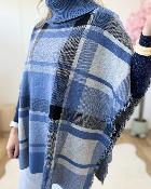 Poncho col roulé bleu