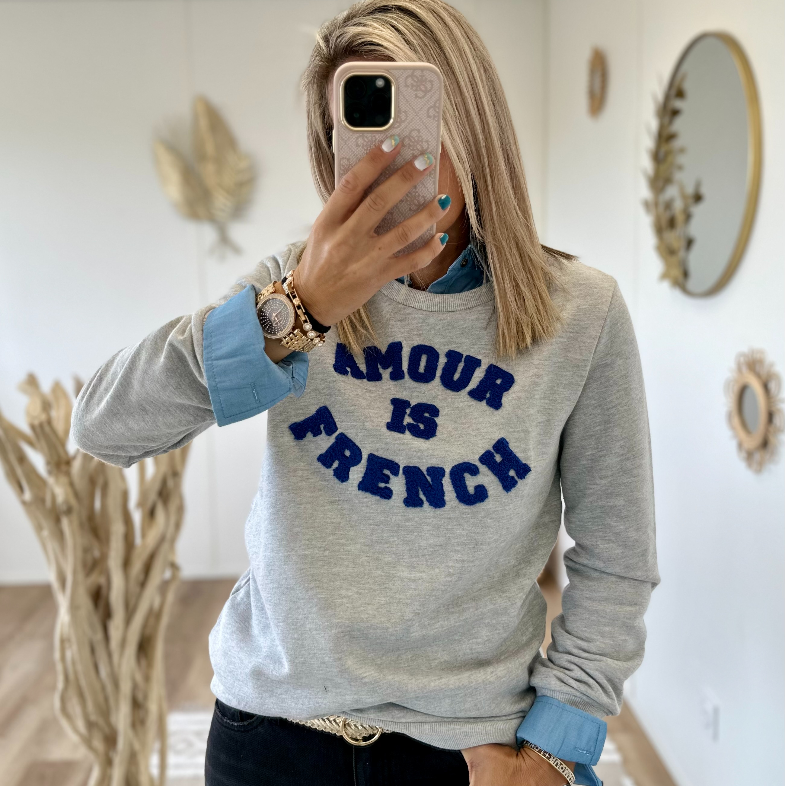Sweat Amour is french gris
