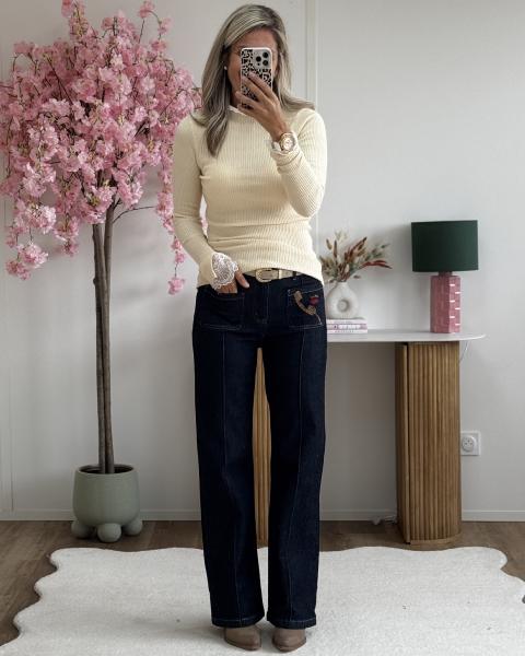 Jean Phone