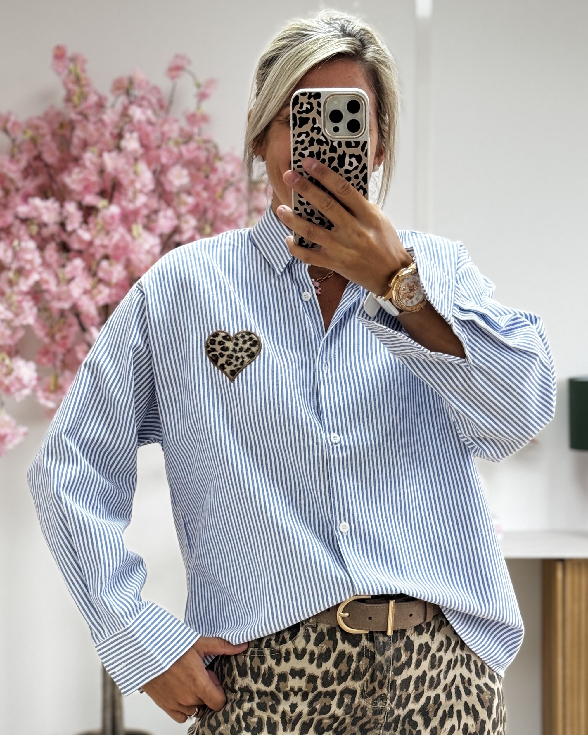 Chemise call me